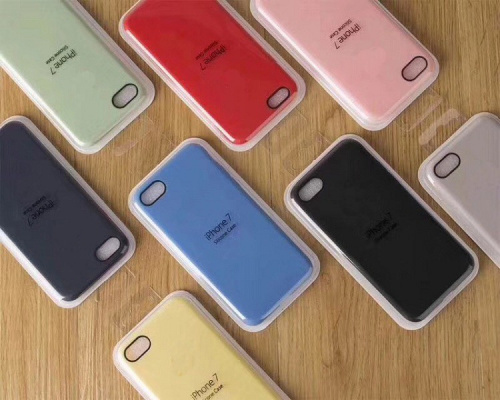 Чехол накладка для iphone 7/8 Plus (5.5) силикон с вырезанным яблоком белая в блистере Чехол накладка для iphone 7/8 Plus (5.5) силикон с вырезанным яблоком белая в блистере