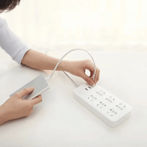 Сетевой фильтр Xiaomi Mi Power Strip 6 гнезд + 3USB 2A белый китайская вилка фото 2 Сетевой фильтр Xiaomi Mi Power Strip 6 гнезд + 3USB 2A белый китайская вилка фото 2